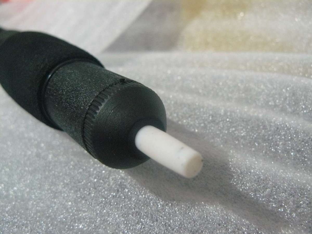 Buy this Solder Sucker with Soft Comfort Grip at our Soldering Online Shop