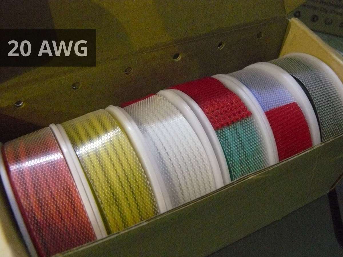 Buy this Bulk 42m of Silicone Wire 20AWG, 7m x 6 Colours With Dispenser