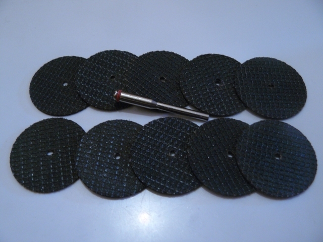 (10 of) Dual Mesh Cutting Discs + Free Mandrel - 32mm