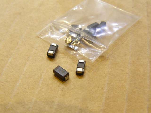(10 of) Surface Mount Diode (DO-214AC /SMA)  You Choose 1N4004, 1N5819 or 1N4007