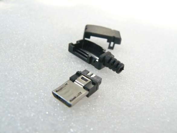 USB Micro-B Male Plug Solderable Right Angle